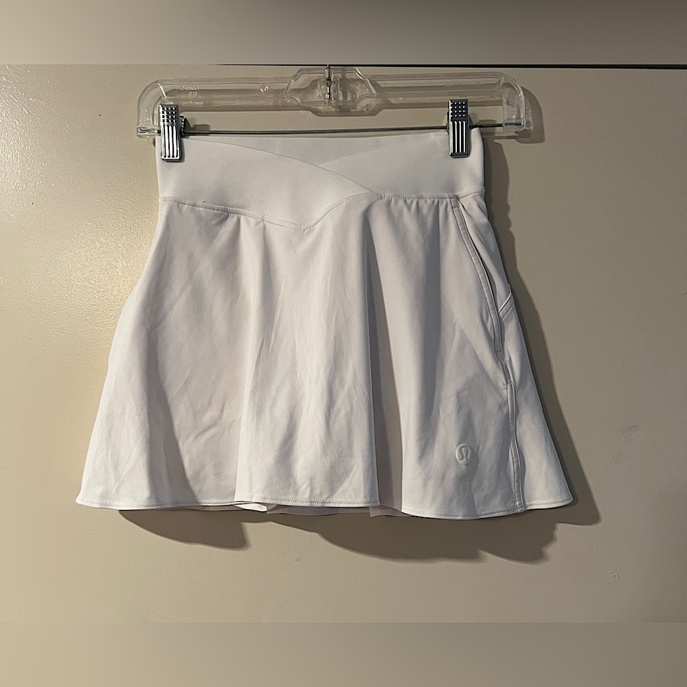 lululemon athletica White Mini Skirt